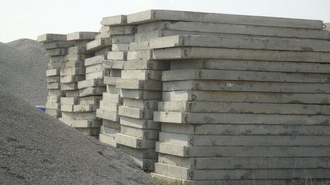 Płyty drogowe kupię pilnie.