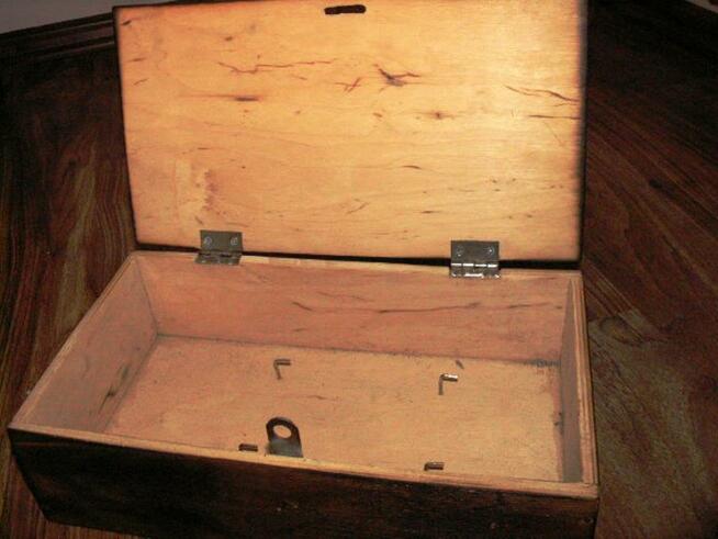 Skrzynka paka na klucze drobiazgi retro