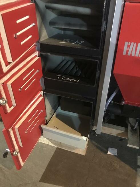 Piece Kocioł stalowy z podajnikiem piec podajnik 15kw 12kw