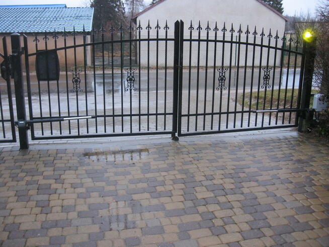 SPRZEDAŻ I MONTAŻ Napedow DO BRAM , Domofonów Automatyka