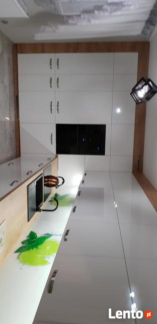 MEBLE kuchenne na wymiar, szafy, garderoby