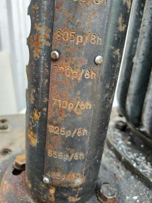 Silnik elektryczny z regulowaną przekładnią, motoreduktor/pr