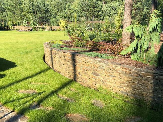 Kamień murowy luz, murki oporowe, łupek księżycowy, mury