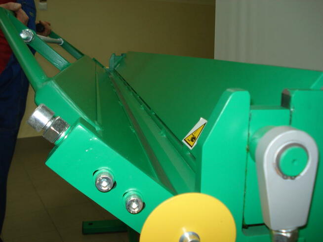 Giętarka, zaginarka do blachy-Tuchola ZGR-D 2000/0,8 DOWÓZ