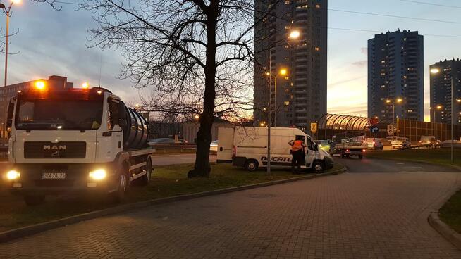 Pogotowie Kanalizacyjne Udrażnianie rur 24h,szambo, wuko