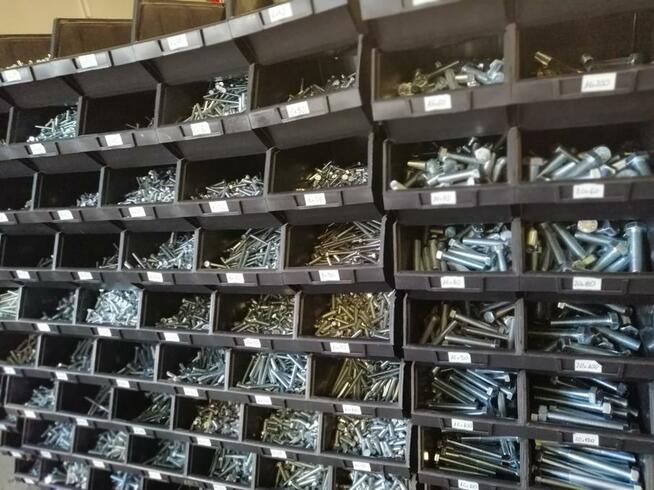 Śrub-Met Artykułu metalowe, śruby, gwoździe, elektronarzędzi