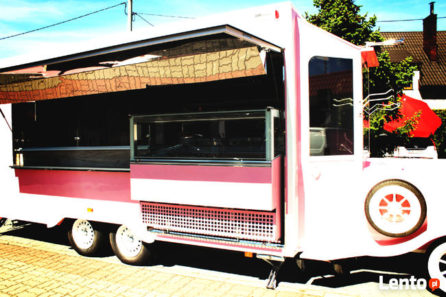 przyczepa gastronomiczna stylizowana na Vintage Food truck