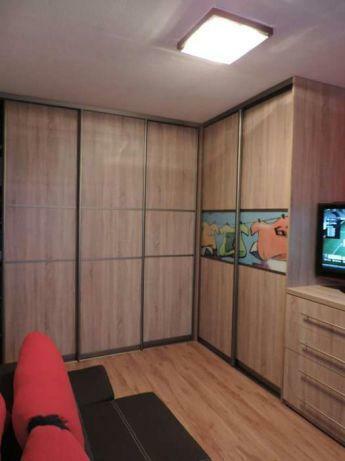 Szafy przesuwne - zabudowa wnęk