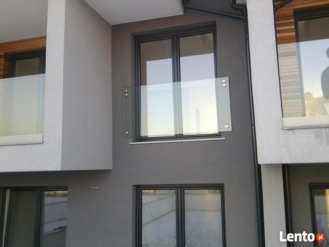 Zadaszenie tarasu, balustrady szklane, daszki szklane