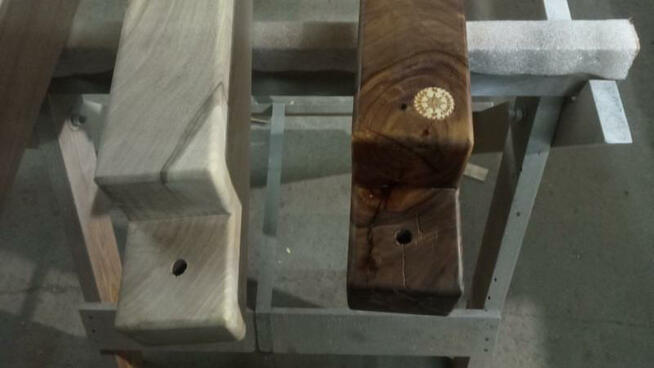 Olej lniany z wosku pszczelego ta wosk carnauba do drewna