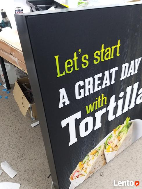 Reklama Świetlna Nowy Sącz Litery przestrzenne 3D, kasetony