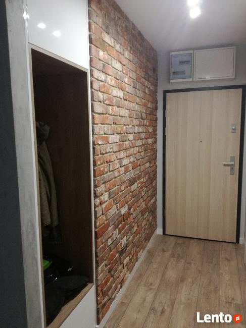 Stara cegła, płytki z cegły, loft, ceglane środki.