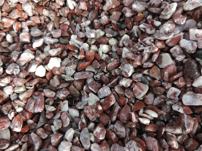 Otoczak czerwony Atlas Red kamień ogrodowy Vanga Kora Granit