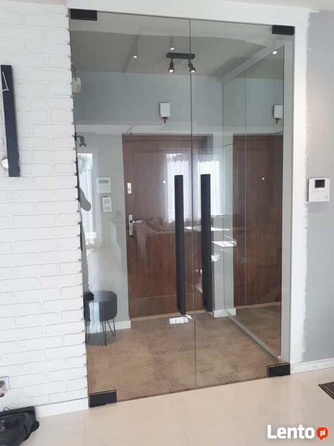 Zabudowy szklane, drzwi , przeszklenia wewnętrzne