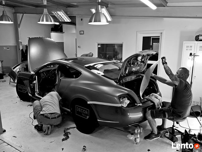 Zmiana Koloru Samochodu - Oklejanie Samochodów POZNAŃ