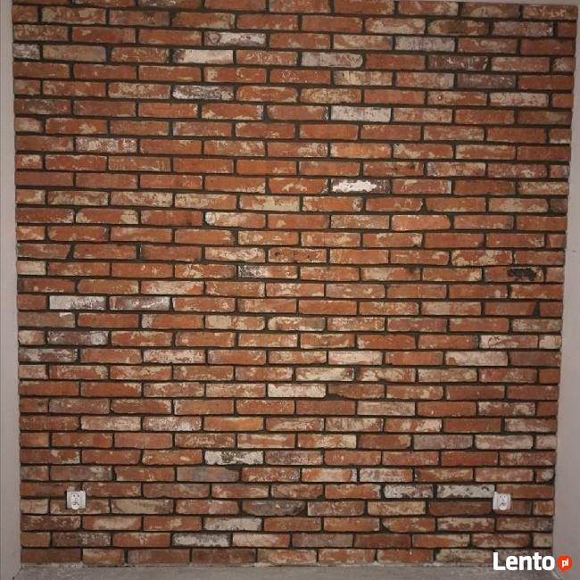 Stara cegła, płytki z cegły, loft, ceglane środki.