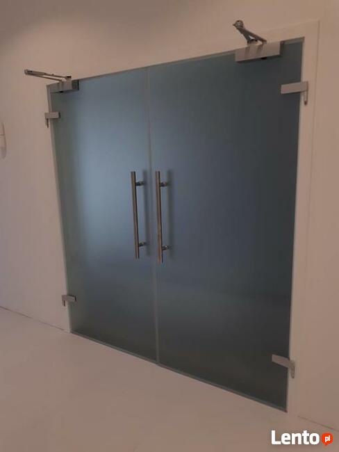 Zabudowy szklane, drzwi , przeszklenia wewnętrzne