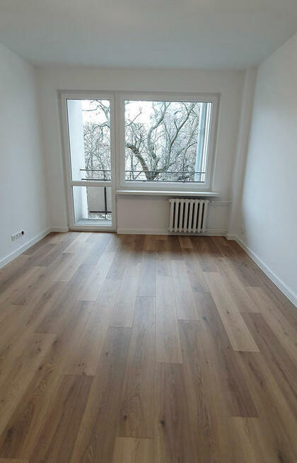 SPRZEDAM MIESZKANIE DWUPOKOJOWE MOKOTÓW UL. KOLBERGA 38m2