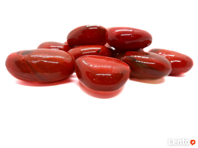 Szklany otoczak dekoracja kamień czerwony do lasu w szkle1kg