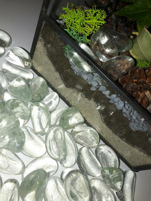 Otoczak szklany kamień biały dekoracyjny do lasu w szkle 1kg