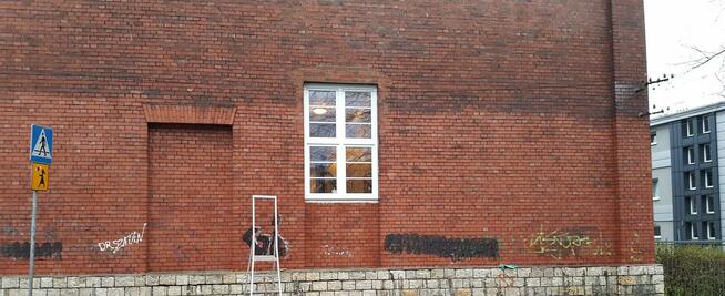 mycie elewacji ceglanych, kamiennych, usuwanie graffiti