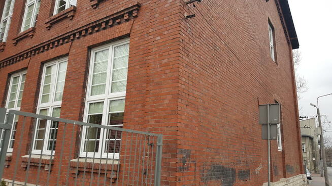 mycie elewacji ceglanych, kamiennych, usuwanie graffiti