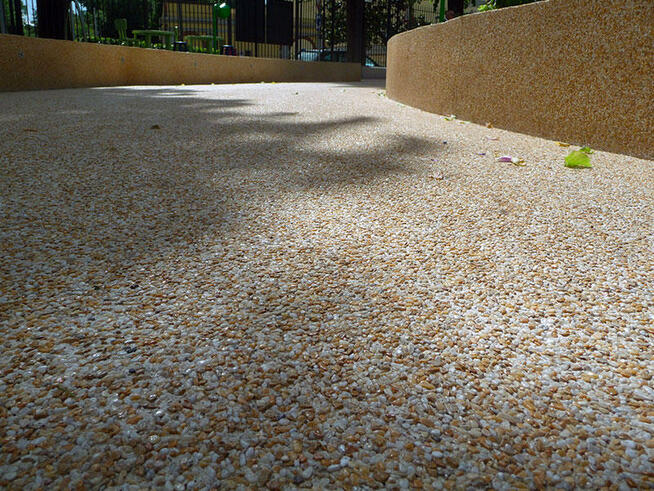 Kamienne dywany otoczaki marmurowe kruszywa na taras balkon