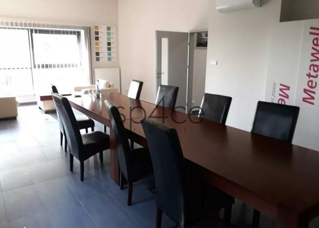 Hala/Magazyn, 2 300 m², Bronisze