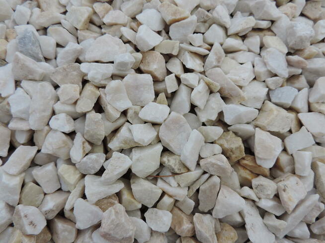 Grys Różowy 8-16 mm Kamień ozdobny do ogrodu Biała Marianna
