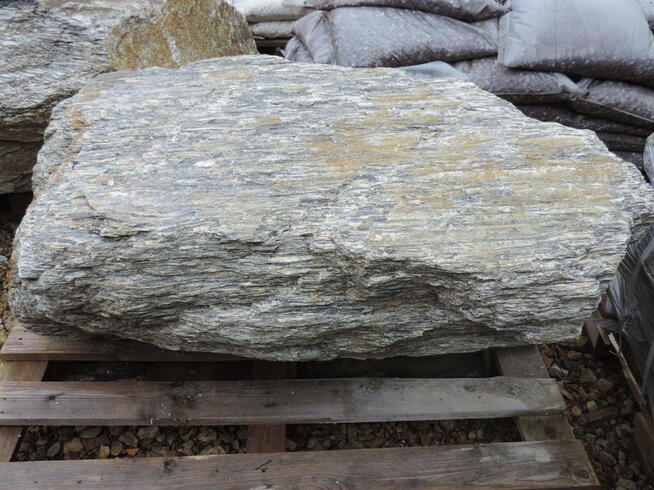 Kamień Kora Kamienna duże głazy ogrodowe kamień do ogrodu