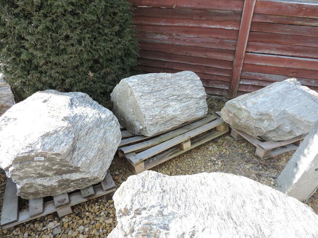 Kamień Kora Kamienna duże głazy ogrodowe kamień do ogrodu