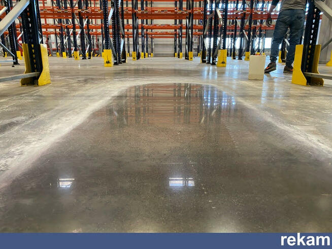 Szlifowanie polerowanie frezowanie betonu renowacja posadzek