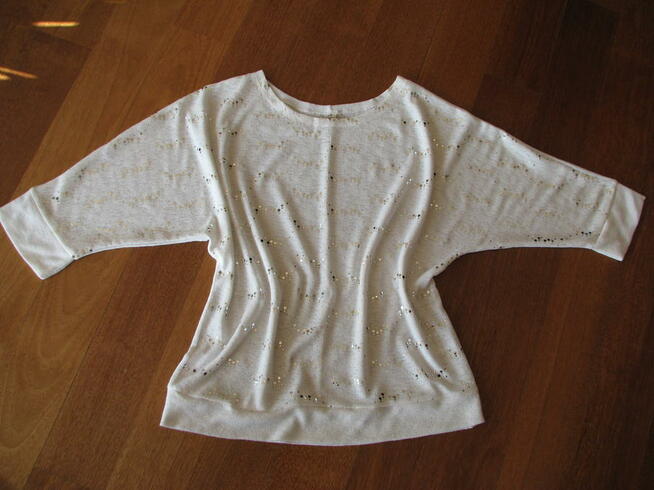 Luźny, biały sweterek, bluzka z cekinkami, L / XL