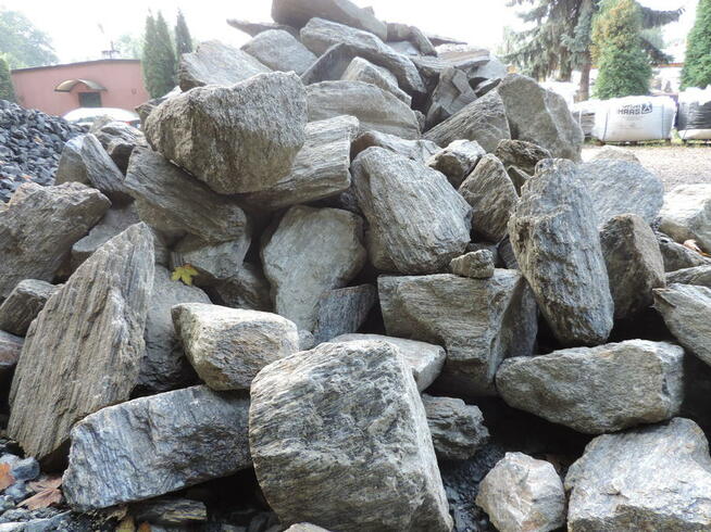 KORA KAMIENNA DUŻY KAMIEŃ GŁAZ BRYŁA MONOLIT SZPILKA