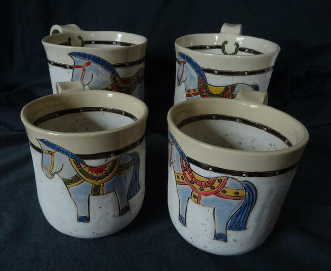 PePesza Ceramik. Ceramika użytkowa. Kubki, talerze, kafle