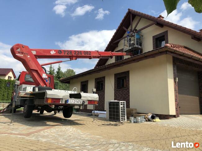 montaż rynien oraz podbitki dachowej i malowanie dachów