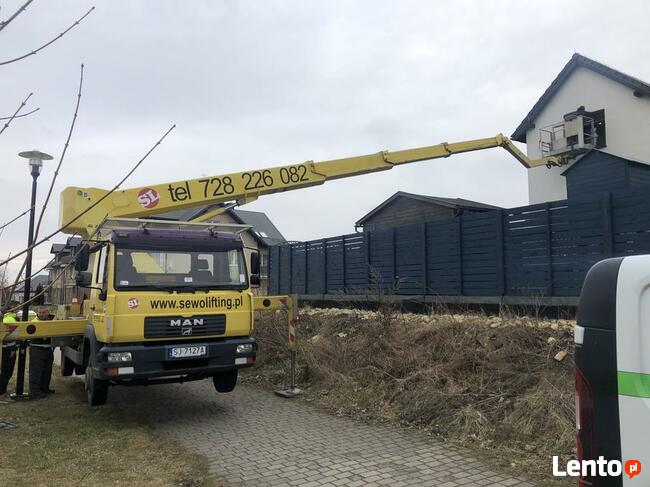 montaż rynien oraz podbitki dachowej i malowanie dachów