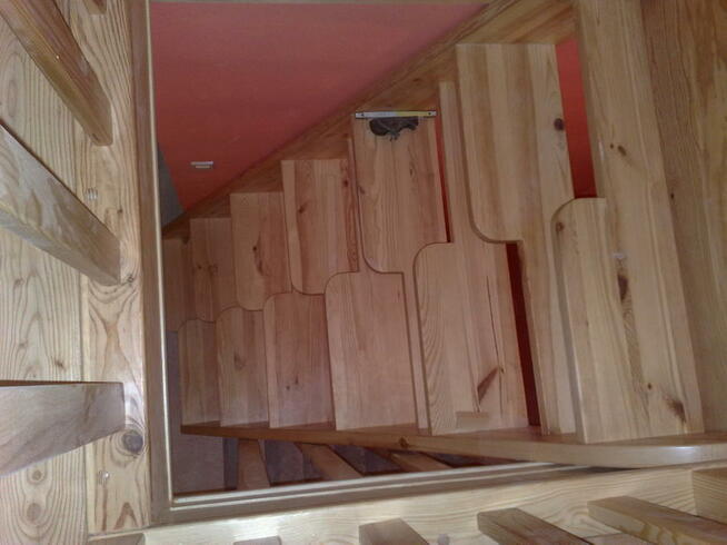 SCHODY KACZE na wysokość 340cm szer. 60 sosnowe z barierką