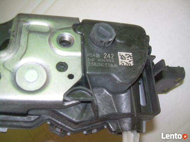 ZAMEK DRZWI lewy tył PEUGEOT 5008