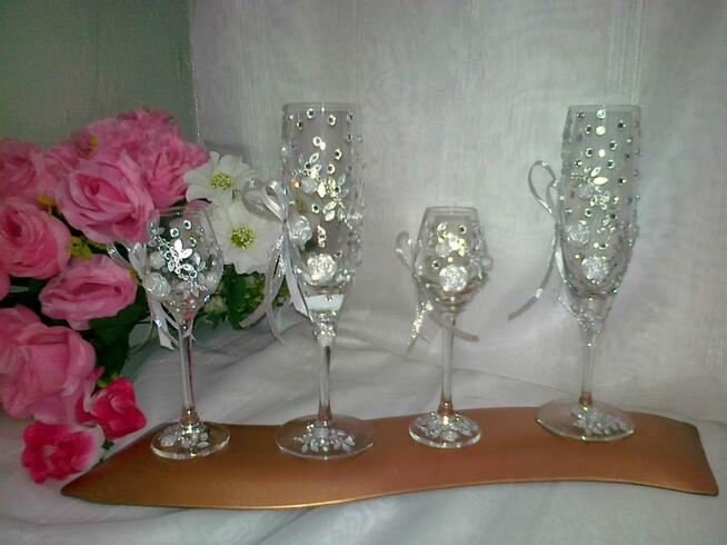 Kieliszki zdobione okolicznościowe