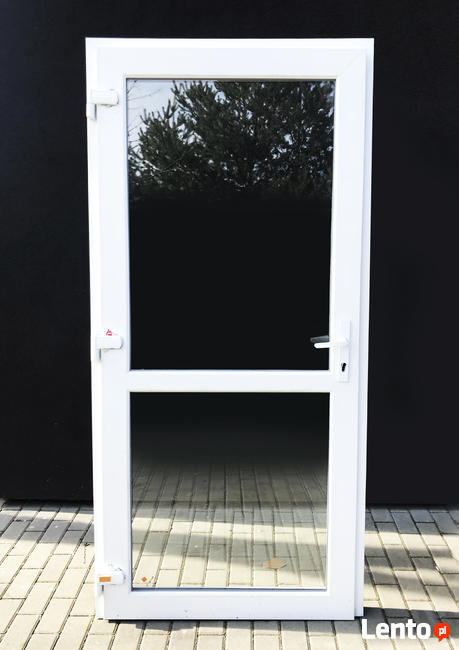 100 x 200 białe drzwi PCV szyba