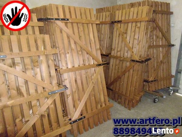 Drewniane drzwi piwniczne od producenta