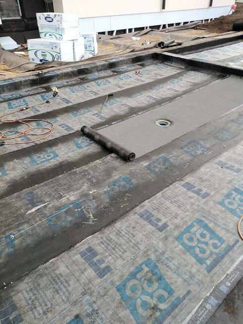 Dekarz Papa termozgrzewalna Membrana PVC TPO FPO szczelności