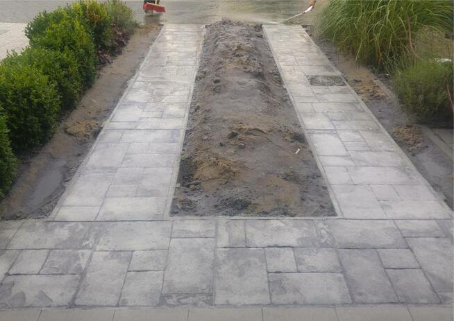 Posadzki żywiczne, przemysłowe, mikrocement, beton polerowan