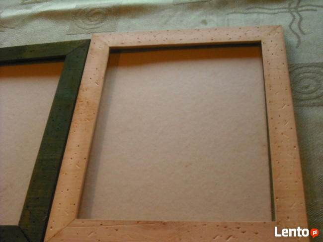 Ramki drewniane w stylu kornik