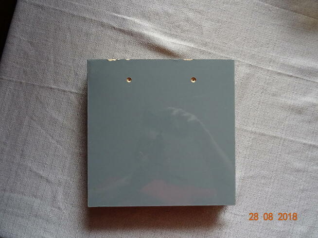 Półka z płyty MDF-szara