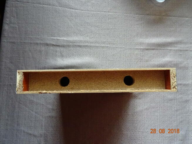 Półka z płyty MDF-szara