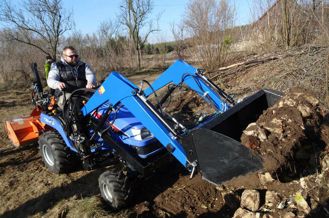 Usługa rębakiem zrębkowanie mielenie gałęzi usuwanie gałęzi