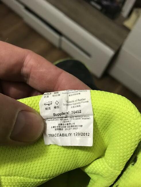 Buty sportowe halówki