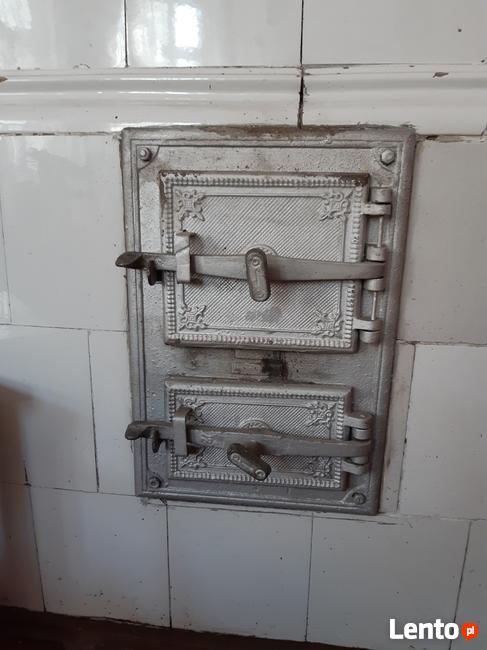 Piec kaflowy - zabytkowy z 1900 roku